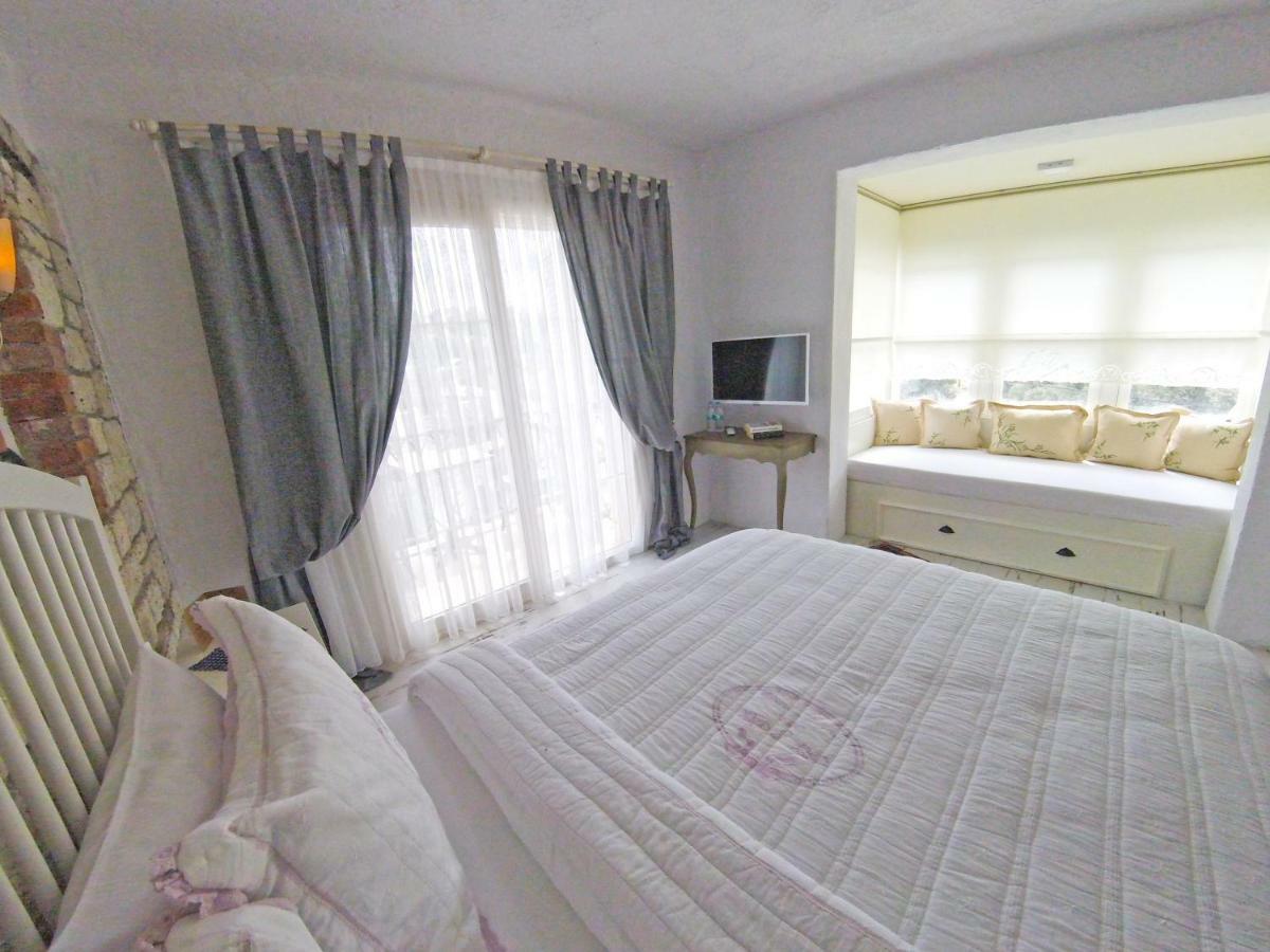 Morisi Konak Butik Otel Alacati Kültér fotó